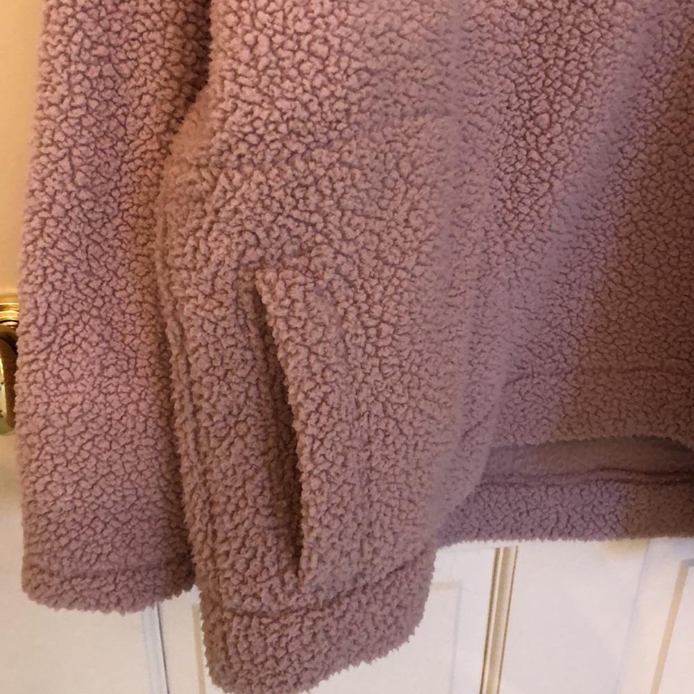 Old Navy Fleece Pullover - Picture 3 of 4
